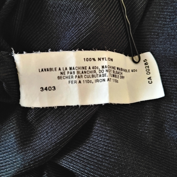 Arianne 90s black nylon half slip. Size L - Picture 7 of 7